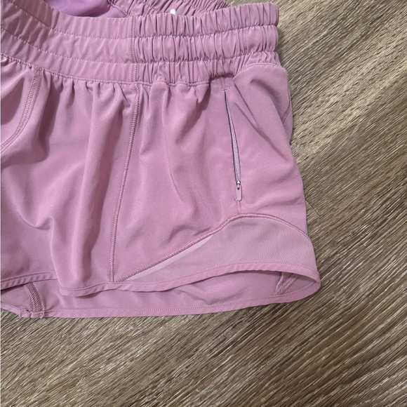 Lululemon Hotty Hot Low-Rise Lined Short 2.5” - Picture 11 of 15
